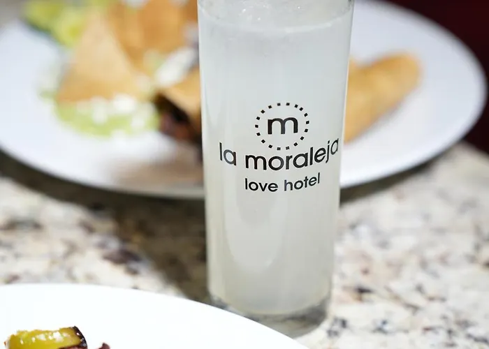 La Moraleja Hotel del amor 3*